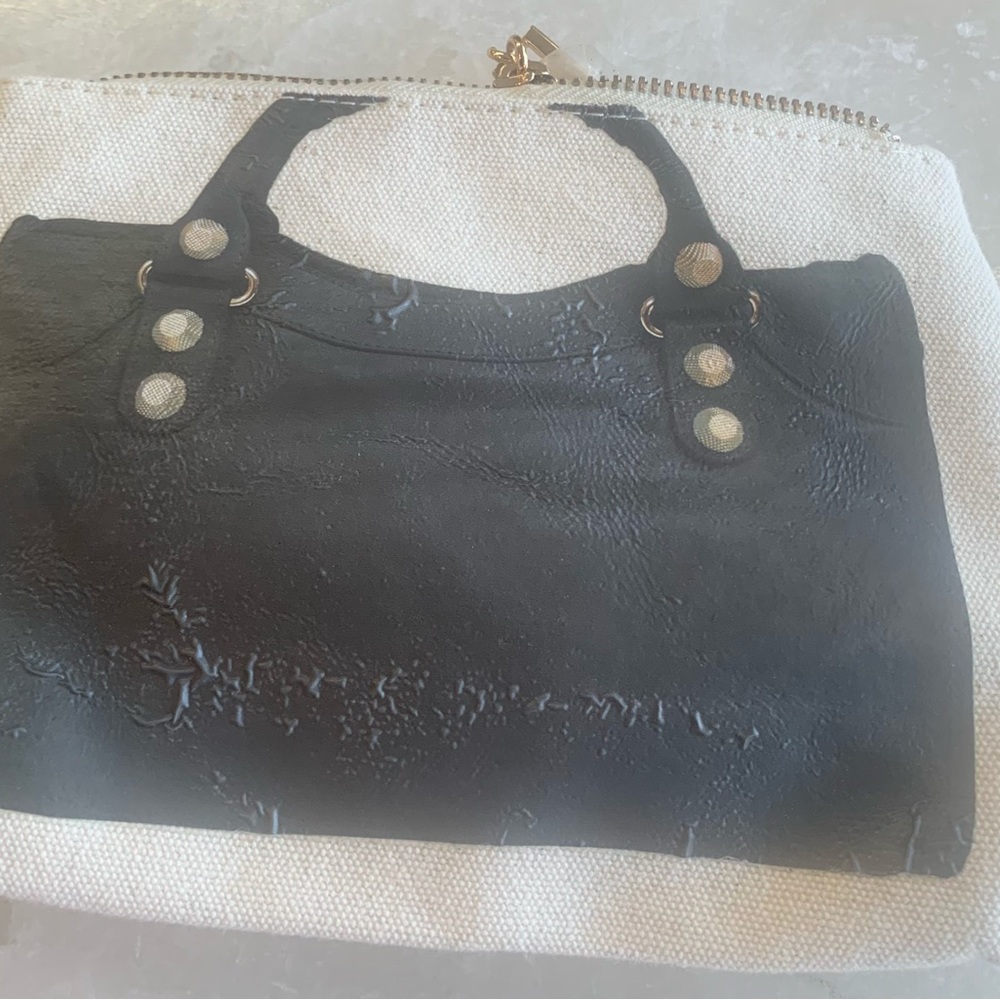 Thursday Friday NWT Black and Cream Tote Bag - Picture 12 of 15